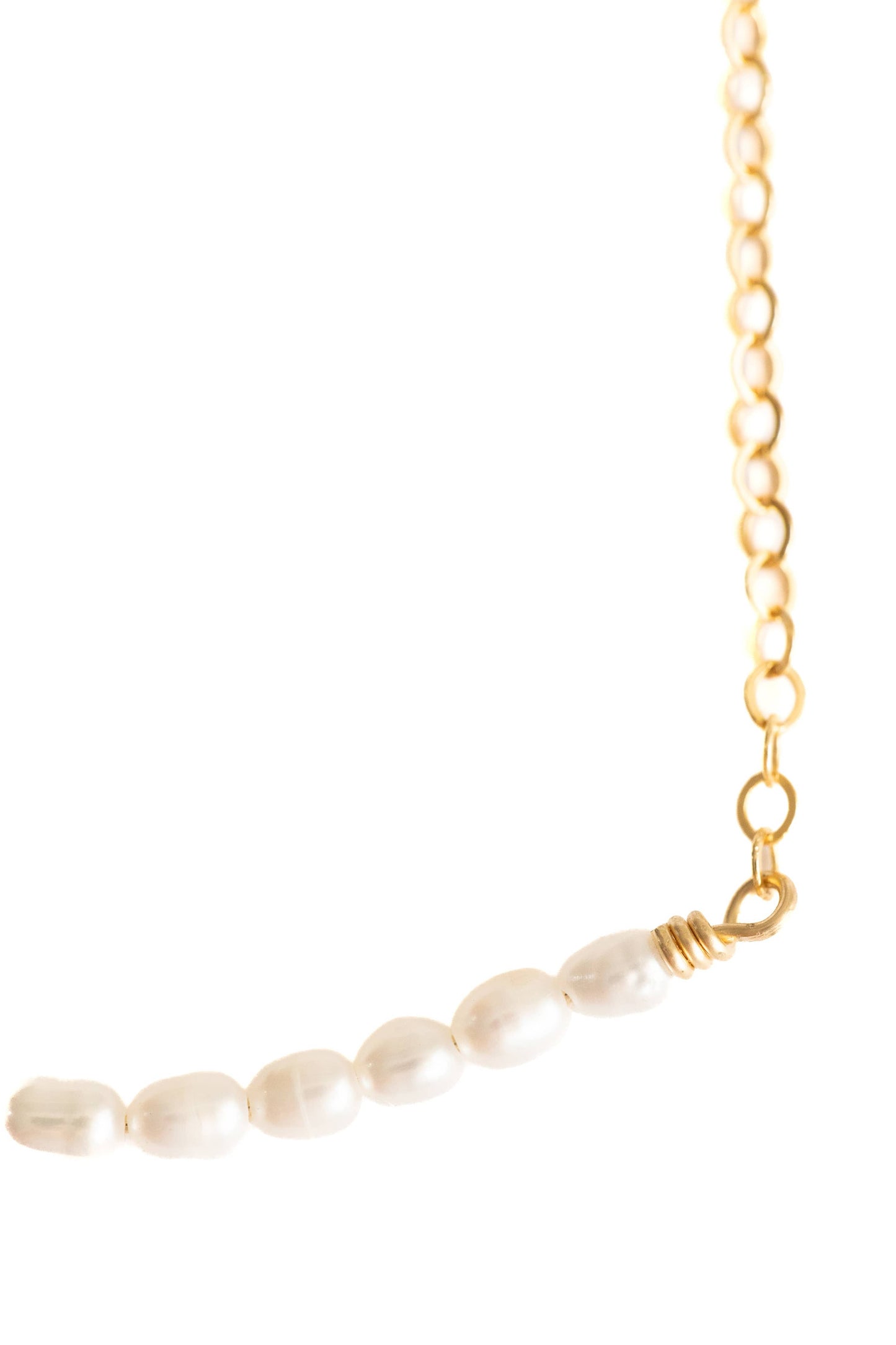 Mini Pearl Bar Necklace 16"