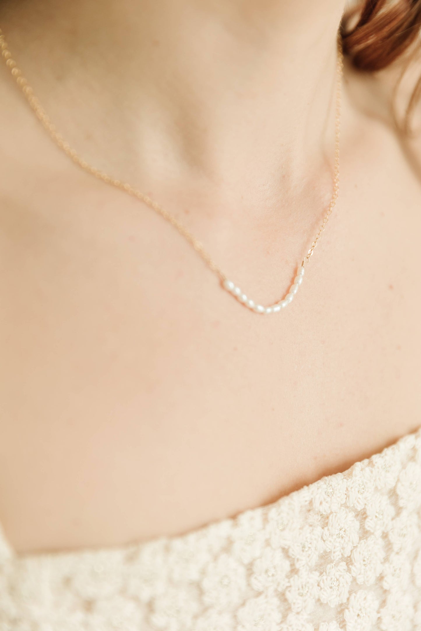 Mini Pearl Bar Necklace 16"